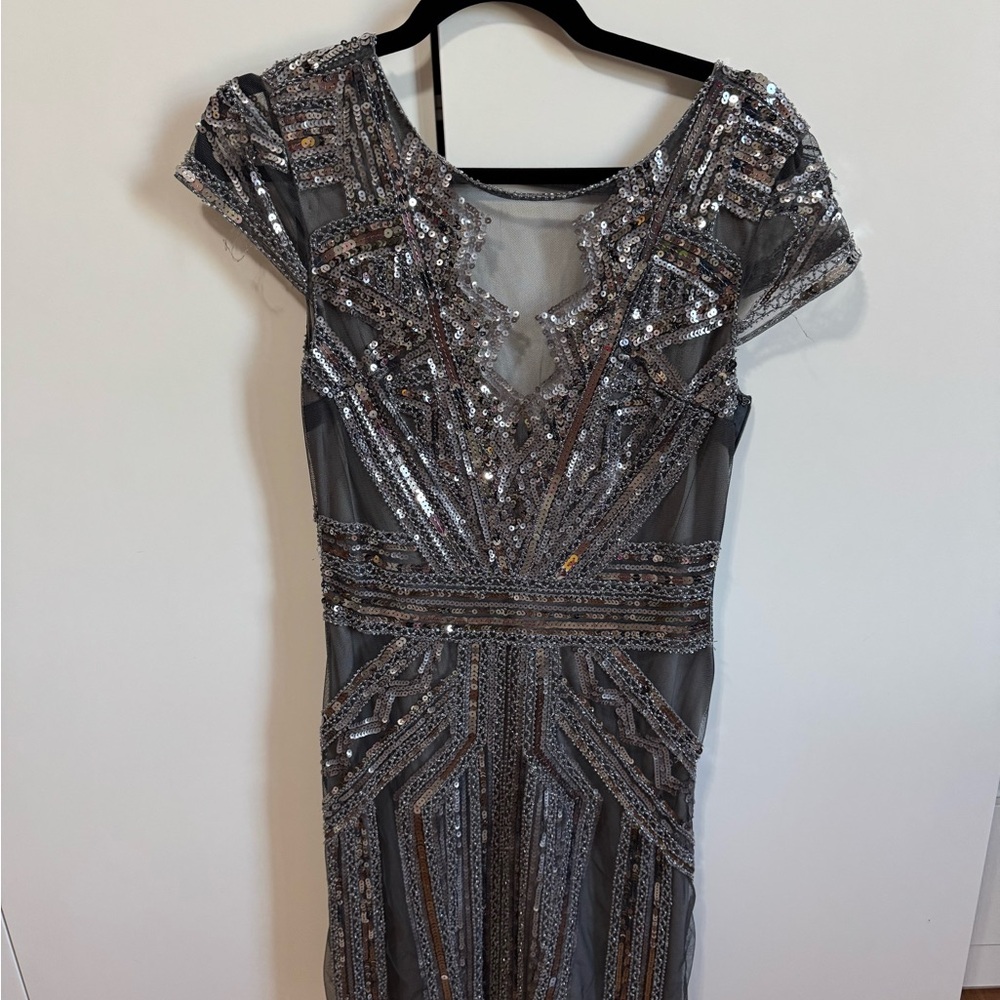Lulus Gray / silver Sequin Dress